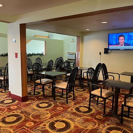 Days Inn By Wyndham Fort Dodge Exterior photo