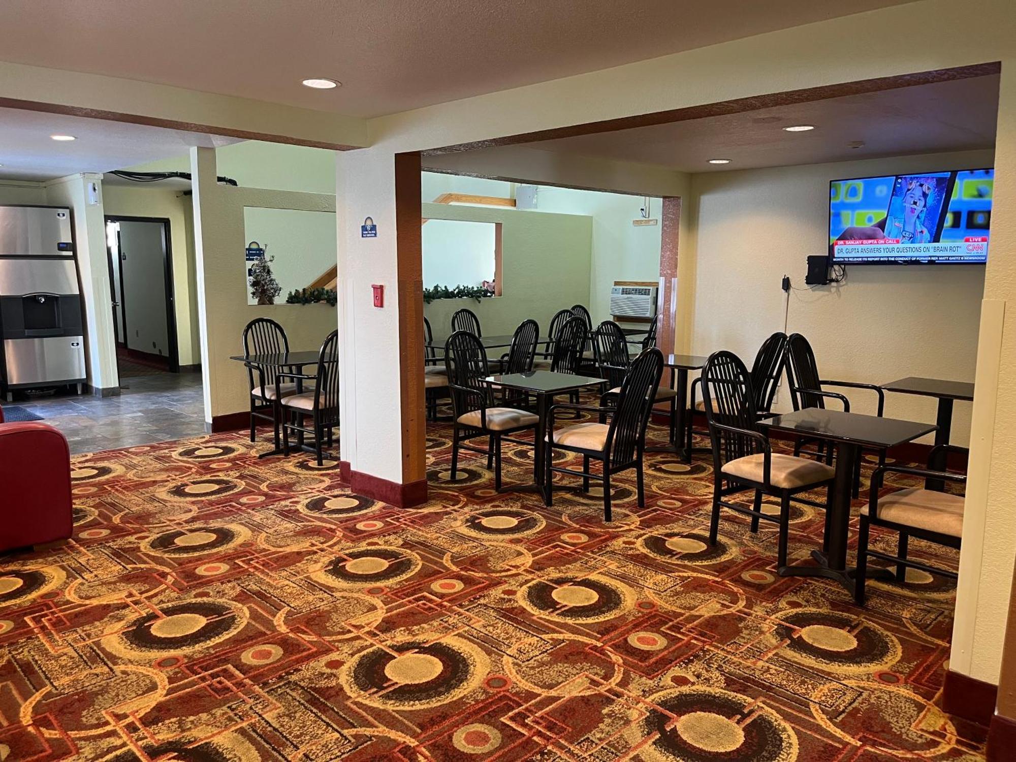 Days Inn By Wyndham Fort Dodge Exterior photo